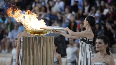 حفل تسليم الشعلة الأولمبية - استاد باناثينيك، أثينا، اليونان