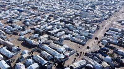 مخيم الهول في شمال شرقي سوريا الذي يضم عائلات مقاتلي "تنظيم الدولة" - كانون الثاني 2024 (AFP)