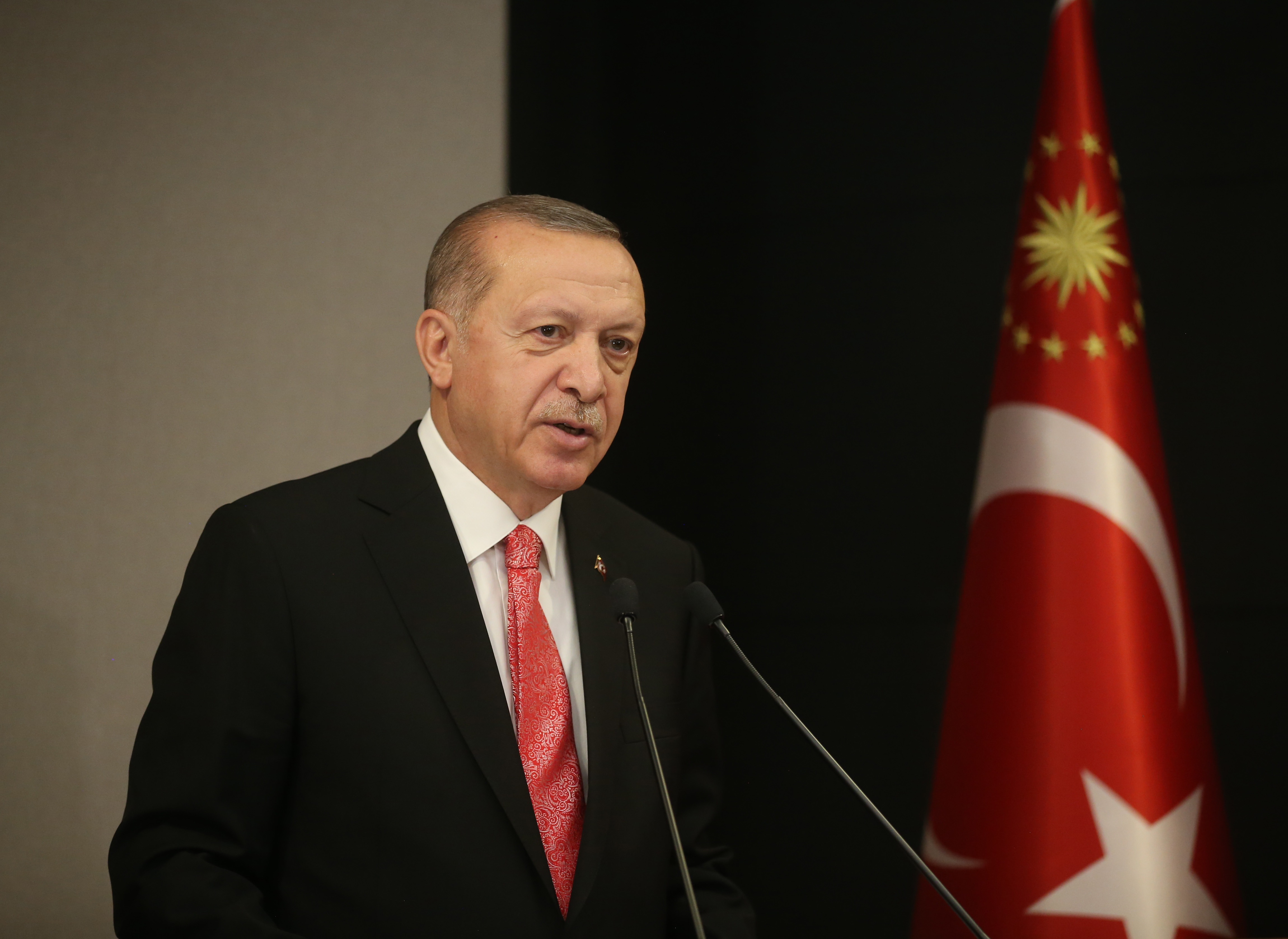 أردوغان يعلن فرض حظر تجوال لمدة أربعة أيام ابتداء من 16 أيار