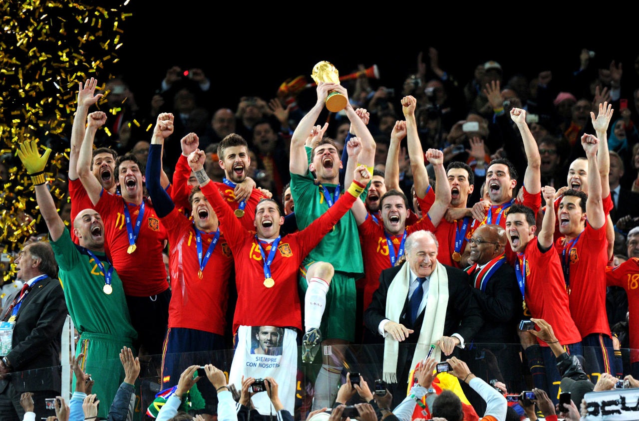 تتويج إسبانيا بكأس العالم في جنوب أفريقيا 2010..jpg