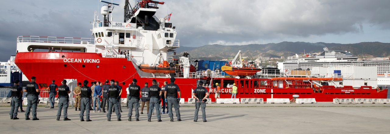 120.Ocean-Viking-rescue-ship-is-seen-in-the-Sicilian-port-of-Messina-1-1280x440.jpg