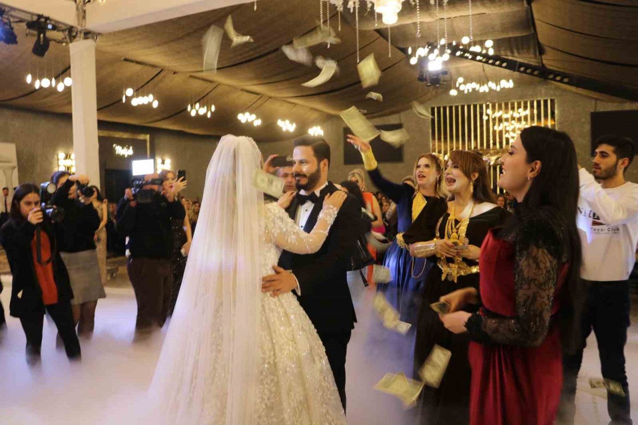حفل زفاف في تركيا يثير جدلاً واسعاً