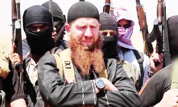 عمر الشيشاني الذي بايع داعش والتحق به عدد من مقاتلي القوقاز التابعين لمسلم الشيشاني.jpeg