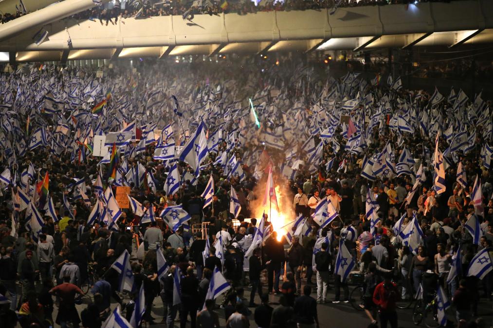 المتظاهرون الإسرائيليون في تل أبيب - الأناضول