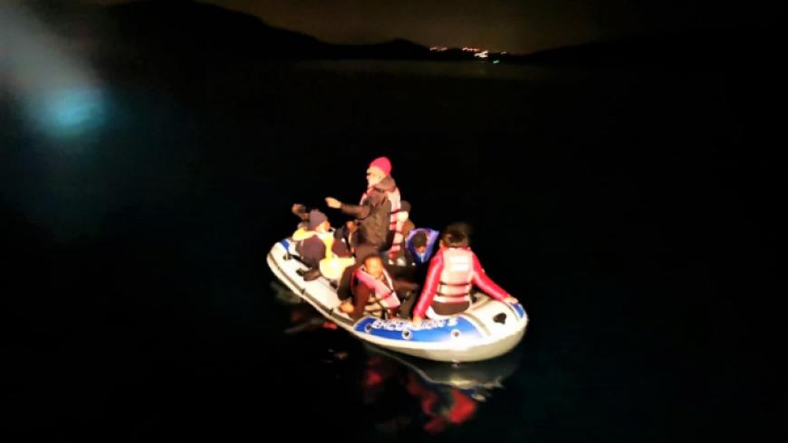 خفر السواحل ينقذ 11 طالب لجوء قبالة السواحل التركية