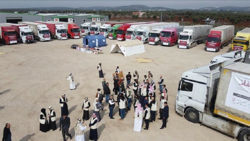 مئات الشاحنات التركية المحملة بالمساعدات تتأهب للتوجه إلى سوريا