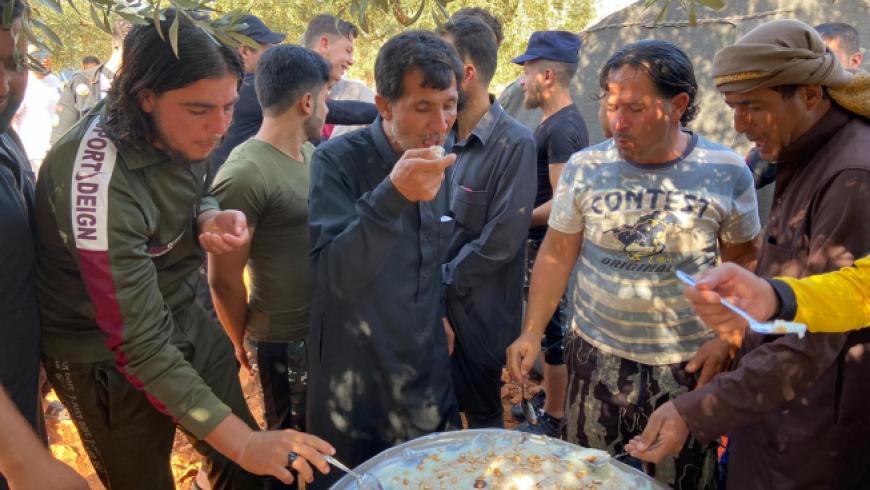 أجواء عيد الأضحى المبارك في مخيم المزار قرب الحدود السورية التركية | صور 