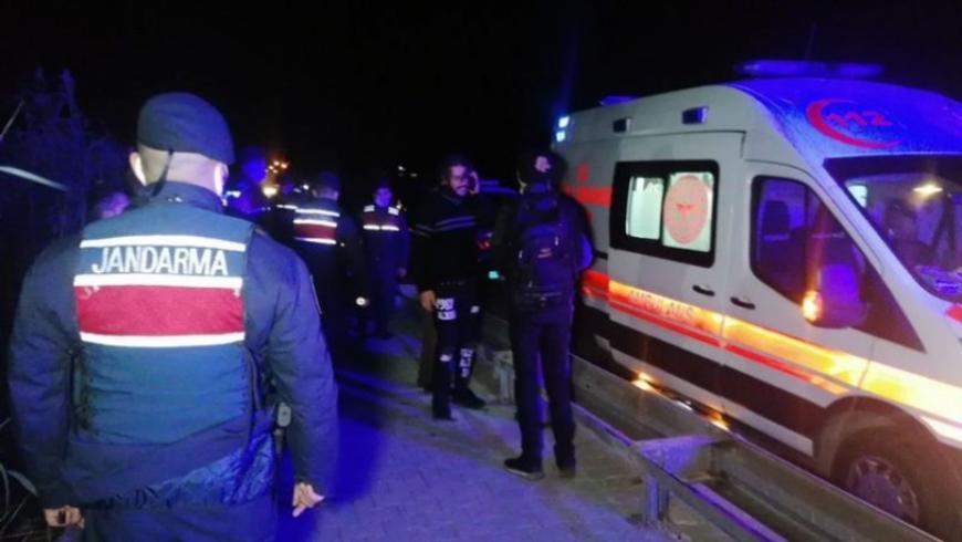 تركيا.. 13 سورياً يسبحون إلى شاطئ أنطاليا بعد سقوطهم من القارب