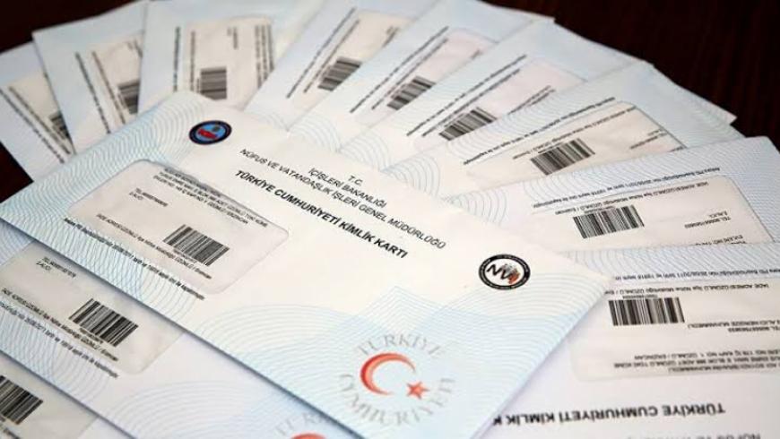 الداخلية التركية تزيل ملف الجنسية الاستثنائية لمئات السوريين