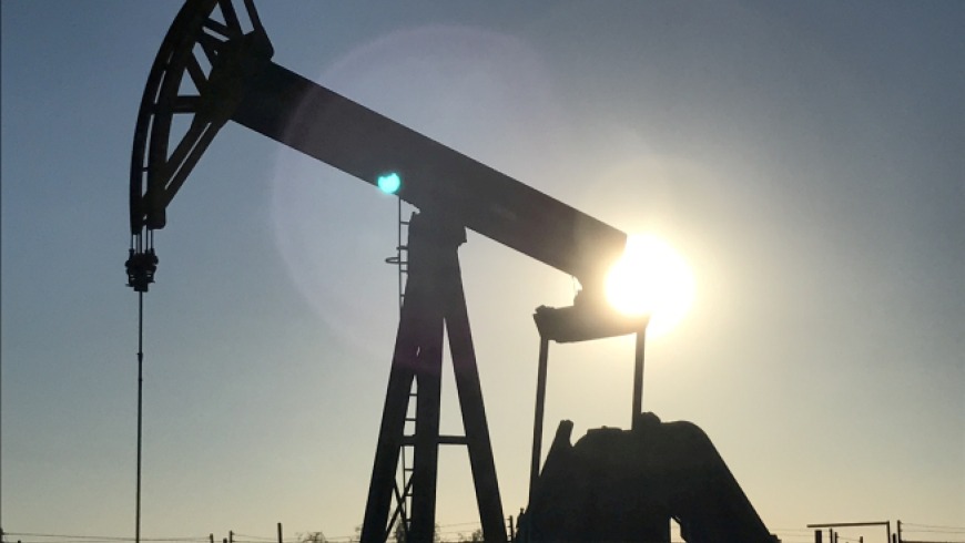 تهديدات واشنطن للنظام ترفع أسعار النفط والسعودية سعيدة