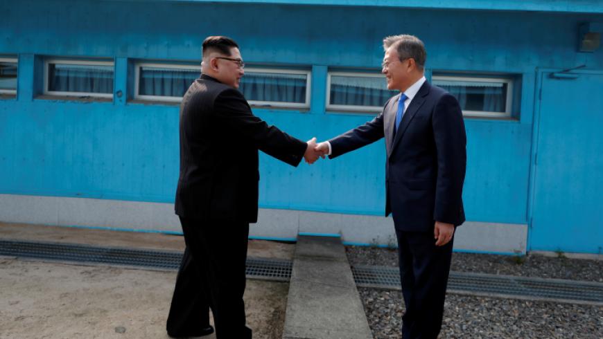 لقاء تاريخي بين رئيسي الكوريتين الشمالية والجنوبية 