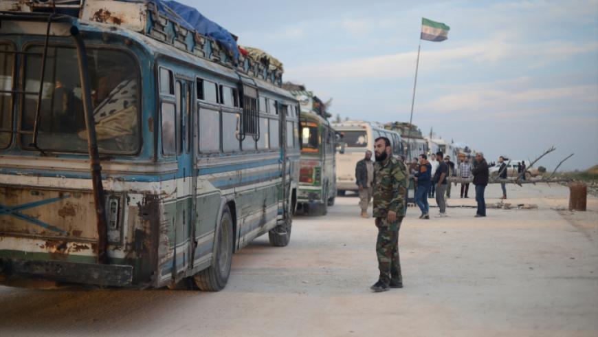 وصول 17 حافلة من مهجري مدينة دوما إلى ريف حلب الشمالي