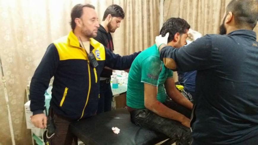 قصف مدفعي للنظام يودي بحياة مدنيين وإصابة خمسة آخرين في كفر حمرة