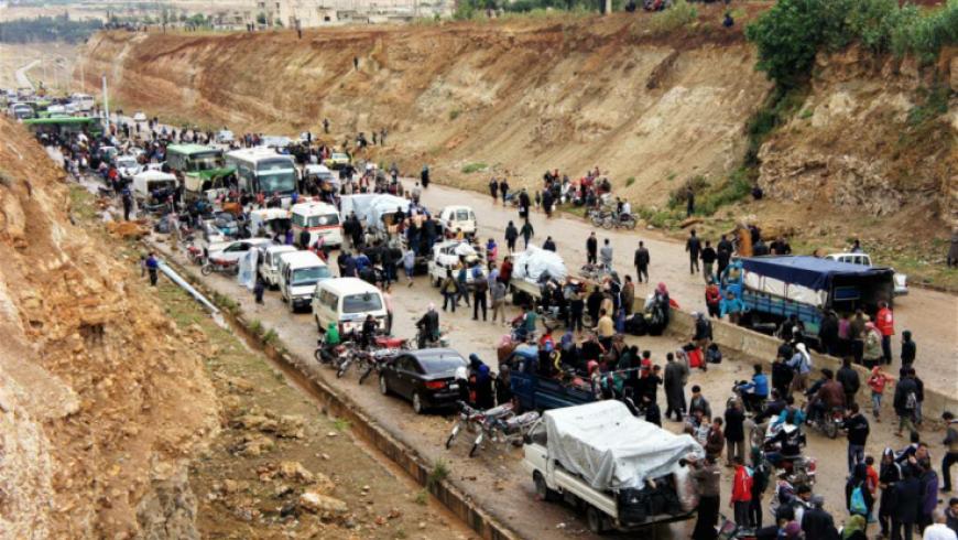 قلة عدد الحافلات والفوضى قد تؤجل خروج مهجري ريف حمص الشمالي