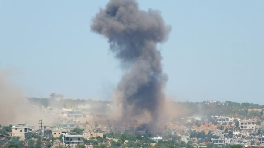 قصف جوي ومدفعي بعد تقدم الفصائل العسكرية في ريف حماة