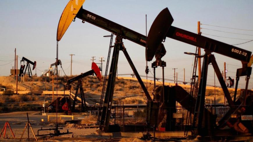 النفط يتخطى حاجز 2% بعد انسحاب واشنطن من الاتفاق النووي مع إيران