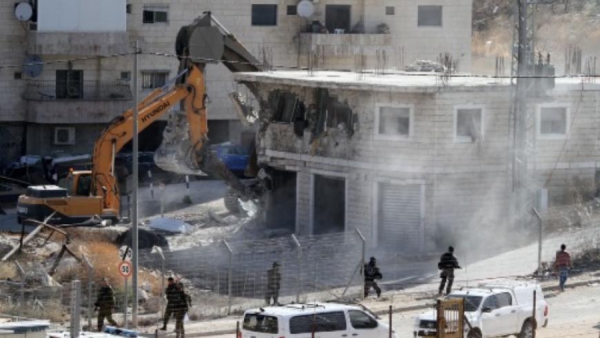 الاحتلال الإسرائيلي يهدم 12 مبنى فلسطينا جنوب القدس المحتلة