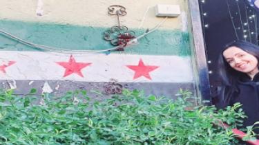  لأجل عيونك يا حمص.. "فرانشيسكا سكالنجي" تغنّي للثورة السورية