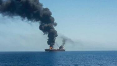 سفن النفط التي تحميها روسيا تنقل صواريخ إيرانية إلى سوريا