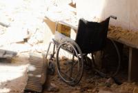آثار قصف نظام الأسد على مشفى الأتارب