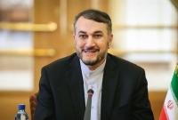 وزير الخارجية الإيراني يجري اتصالاً بنظيره الإماراتي لبحث "العلاقات الثنائية"