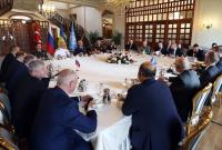 مسؤولين من تركيا وروسيا وأوكرانيا والأمم المتحدة لمناقشة نقل الحبوب العالقة في الموانئ الأوكرانية (الأناضول)