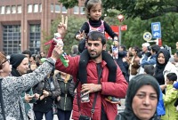 خمسة أسباب وأكثر.. تدفع السوريين للّجوء إلى أوروبا!
