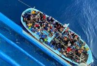 قارب المهاجرين في البحر المتوسط