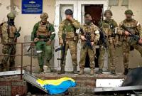 مرتزقة تابعين لمنظمة "فاغنر" في أوكرانيا (EAST2WEST NEWS)