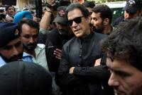 رئيس وزراء باكستان المُقال عمران خان أمام محكمة في العاصمة إسلام أباد في 22 أيلول 2022 (رويترز)