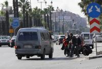 ميكروباص في دمشق (AFP)