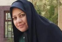 الناشطة الحقوقية الإيرانية فريدة مرادخاني (تويتر)