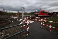 تقاطع سكة الحديد في بلدة لاهنتال التي وقع بقربها الحادث - وسائل إعلام ألمانية