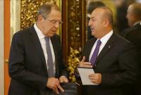 وزير الخارجية الروسي سيرغي لافروف ووزير الخارجية التركي مولود جاويش أوغلو (الأناضول)