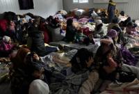 اللاجئون السوريون يتجمعون في مأوى بعد الزلزال بأنطاكيا- التاريخ: 10 شباط 2023