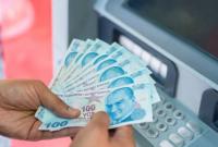 أوراق نقدية من فئة المئة ليرة لتركية (وسائل إعلام تركية)