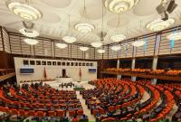 البرلمان التركي يرفض مشروع قرار لترحيل اللاجئين السوريين إلى بلادهم