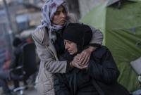 قدّر تقرير الأمم المتحدة أن نحو 133 ألف امرأة حامل في المناطق المتضررة بالزلزال في سوريا (AP)