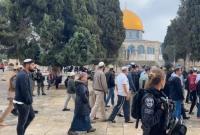 مستوطنون إسرائيليون يقتحمون المسجد الأقصى، 11 نيسان/أبريل 2023 (هآرتس)
