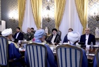 مسؤولون إيرانيون يجتمعون بنظرائهم العمانيين في طهران ـ رويترز