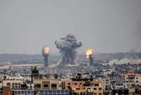 تصاعد اللهب والدخان من جراء القصف الإسرائيلي على قطاع غزة، 12 أيار/مايو 2023 (يديعوت أحرونوت)
