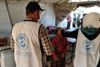 الفرق الطبية تطعم السكان في شمال غربي سوريا - "فريق لقاح سوريا"