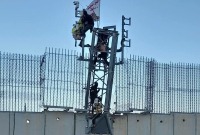 عناصر حزب الله يستولون على معدات مراقبة من برج عسكري إسرائيلي