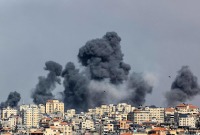 قصف إسرائيلي على مدينة غزة (أ.ف.ب)