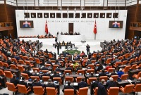 يناقش البرلمان التركي يوم الثلاثاء 17 تشرين الأول/أكتوبر، المذكرة الرئاسية بشأن تمديد تصريح إرسال قوات إلى العراق وسوريا لمدة عامين آخرين.