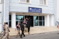 القوات التركية تنقل عناصر عصاب "الخلف" إلى مركز قيادة الجندرما في شانلي أورفا (Urfa Pusula)