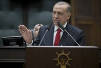 الرئيس التركي رجب طيب أردوغان يتحدث أمام كتلة حزبه البرلمانية (الأناضول)