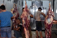 محل قصابة في سوق اللحوم بمدينة الزبلطاني بريف دمشق (صحيفة تشرين)