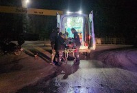 فرق الاسعاف تنقل الشاب وليد إلى المستشفى (Çorum Haber)