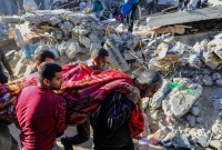 غارات إسرائيلية مكثفة على قطاع غزة المُحاصر - الأناضول